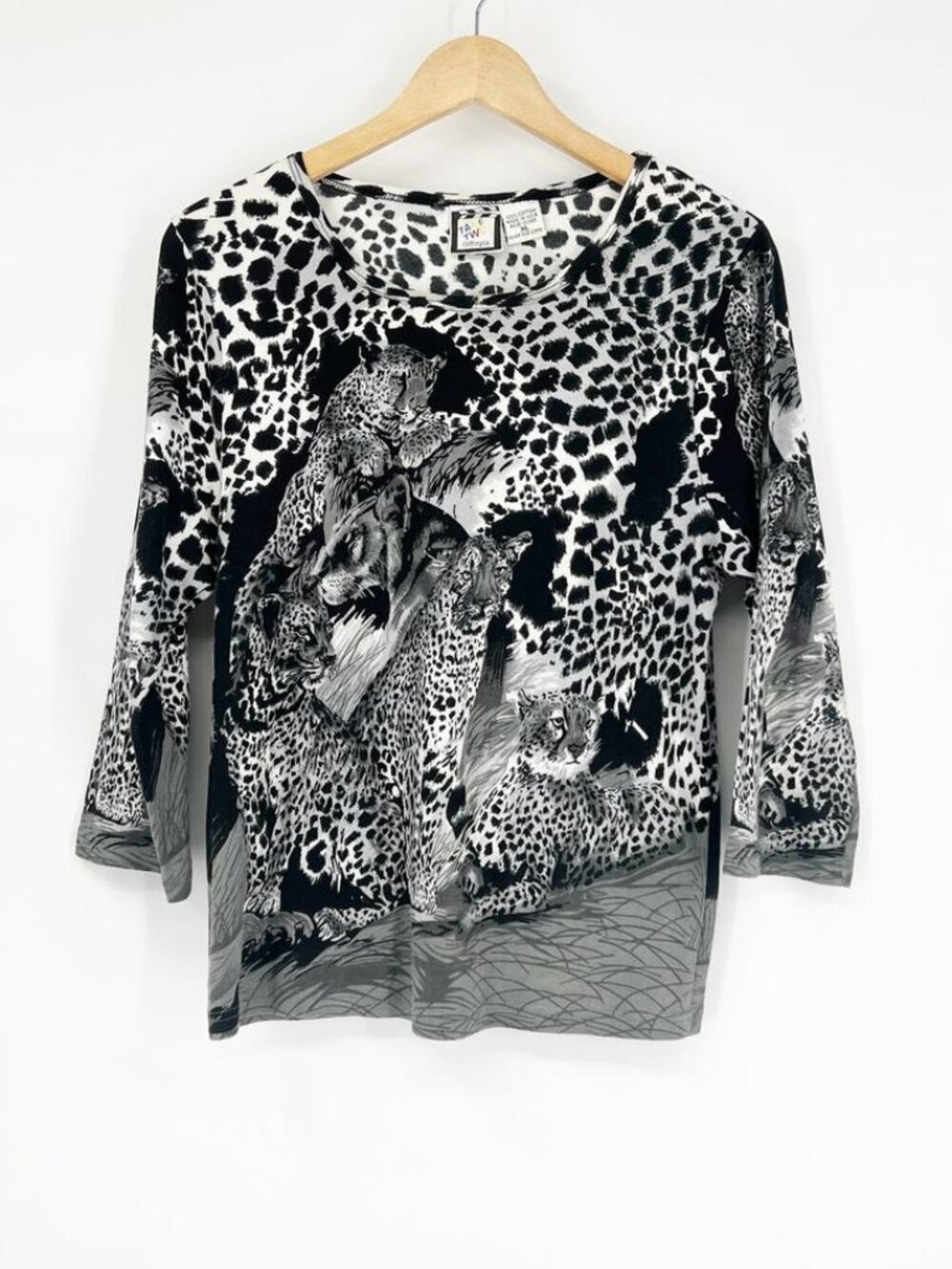 Vintage 90s Y2k Take Two Black White Snow Leopard Print Top XL